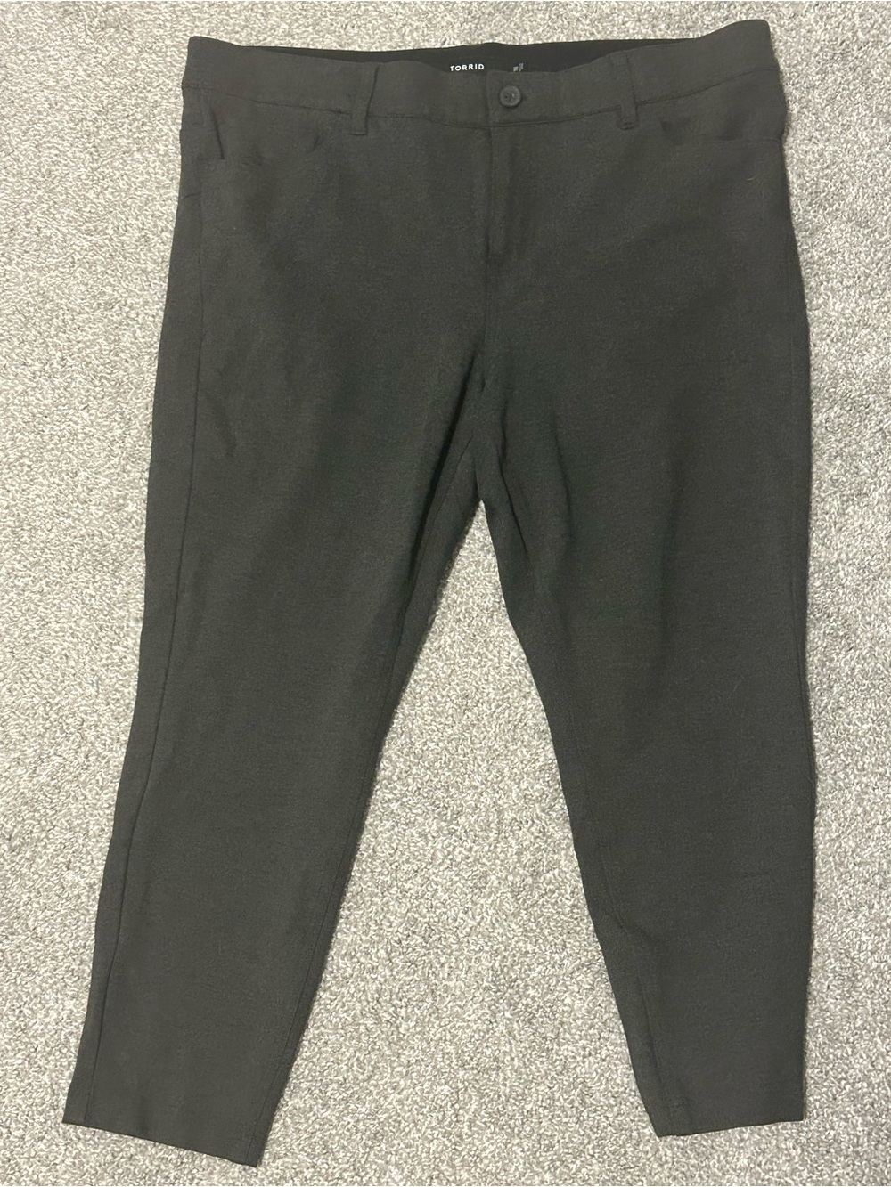 NWOT torrid Black Slim Ankle Ponte Pants